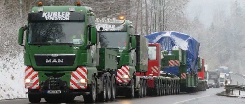 450t Schwertransport mit zwei Zugmaschinen - Spedition Kübler